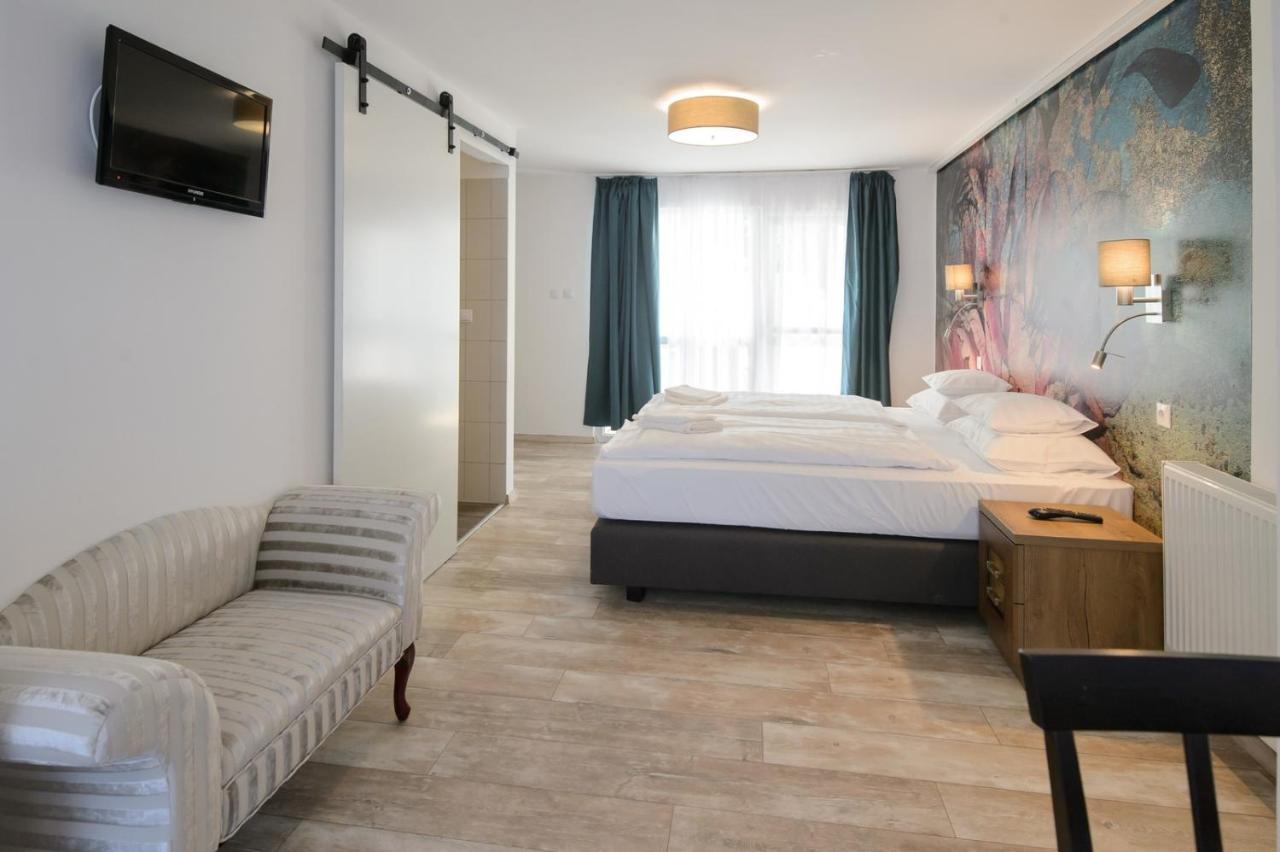Illaberek Panzio Hotel Eger Eksteriør billede