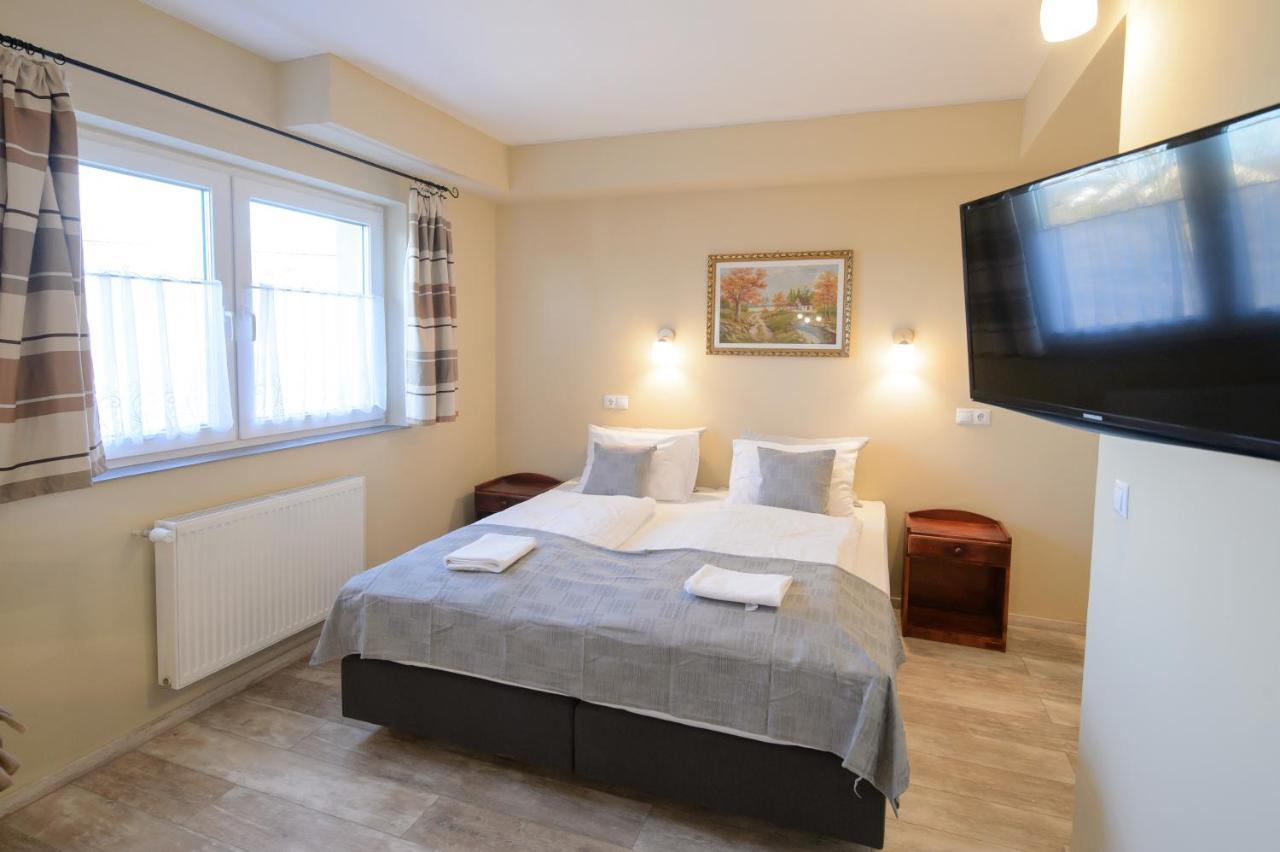 Illaberek Panzio Hotel Eger Eksteriør billede
