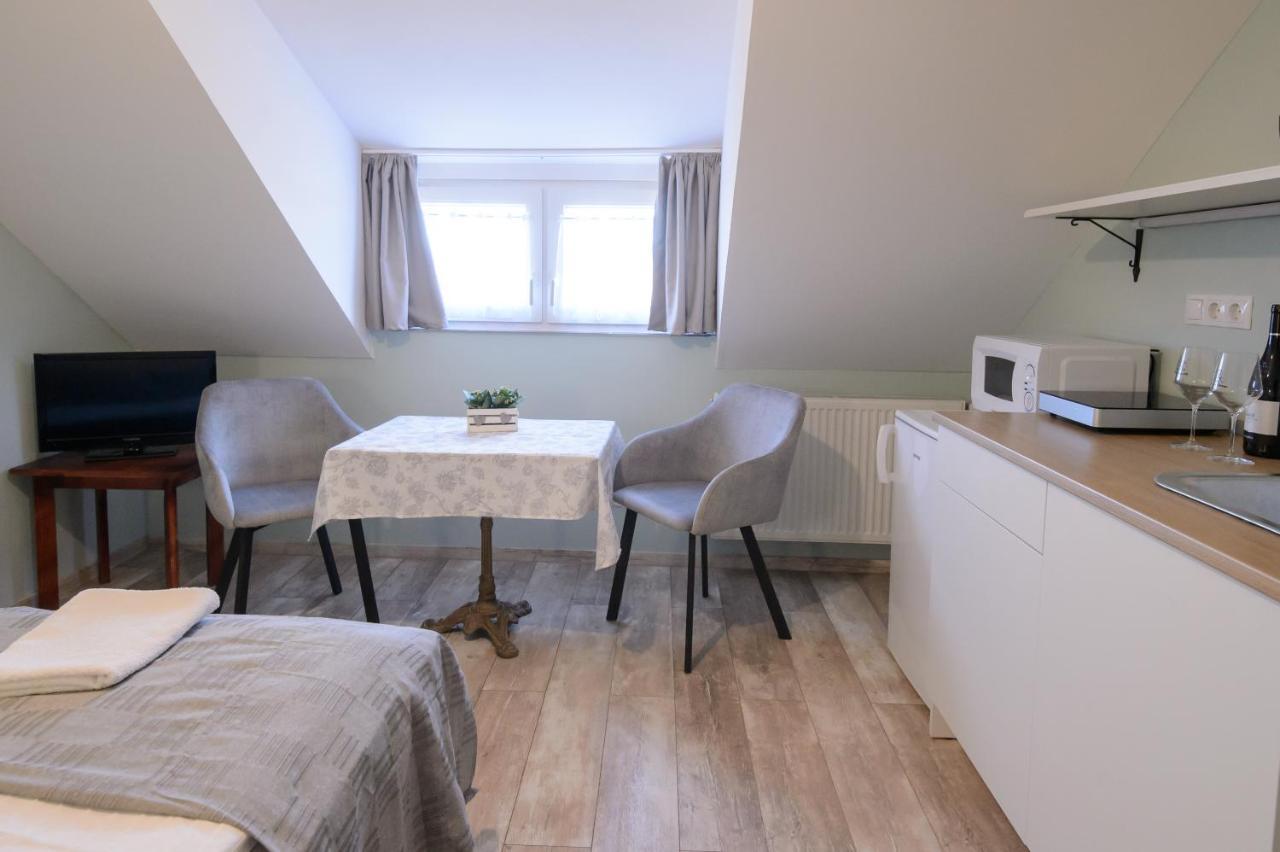 Illaberek Panzio Hotel Eger Eksteriør billede