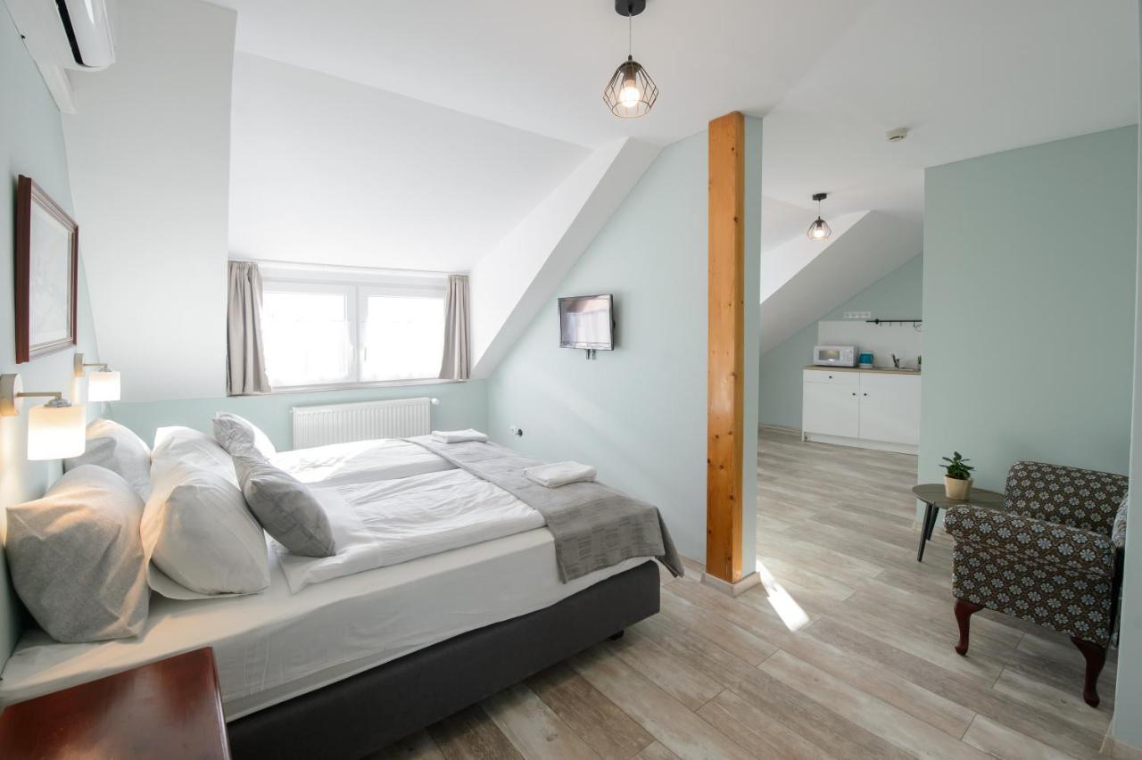 Illaberek Panzio Hotel Eger Eksteriør billede
